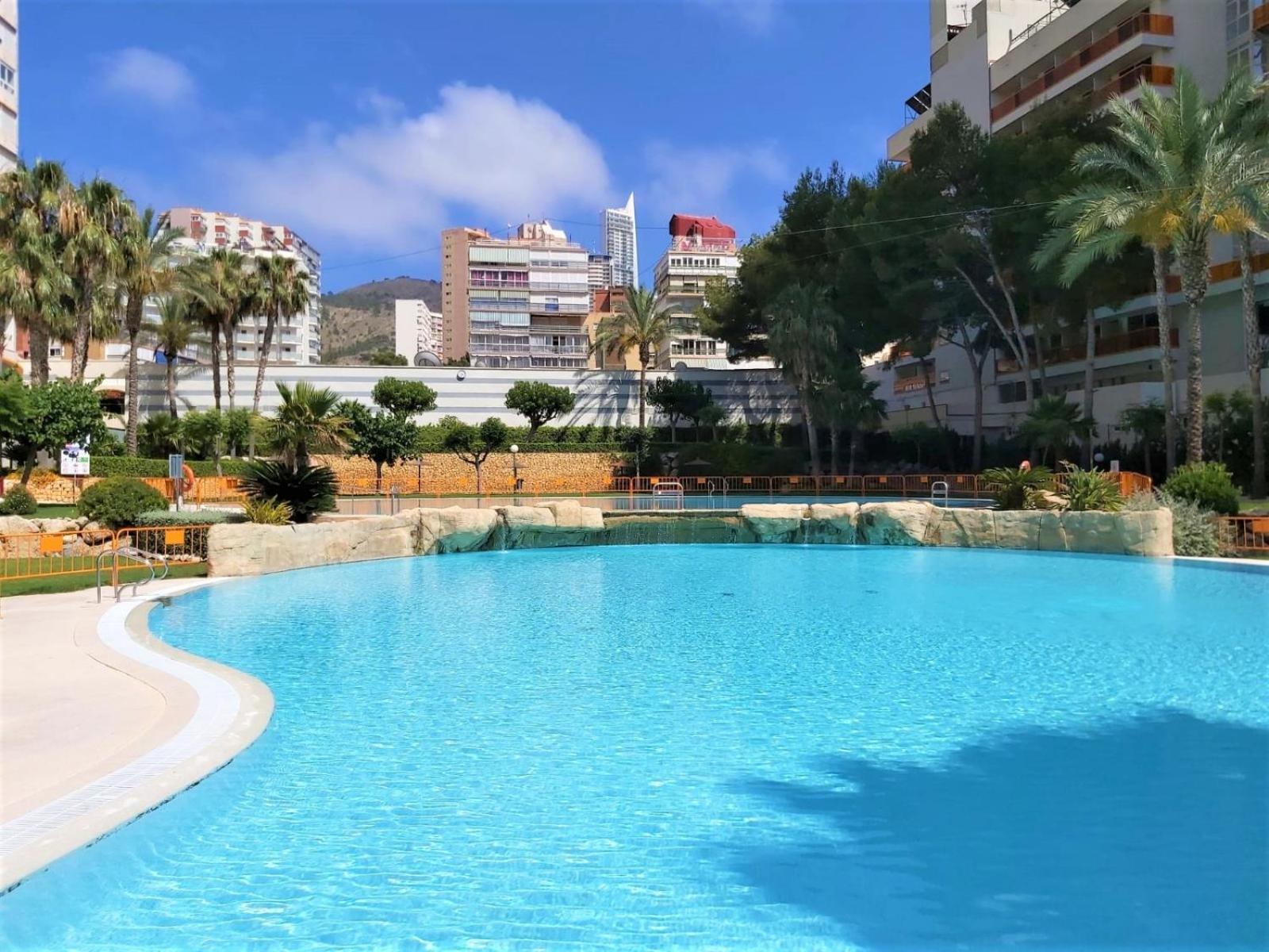 Gemelos 22-1-16 Benidorm Luaran gambar